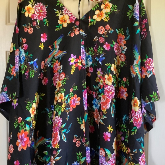 Johnny Was Sognatore Nero High Low Silk Blend Kaftan Black Floral Multi SZ L/XL - Picture 10 of 16